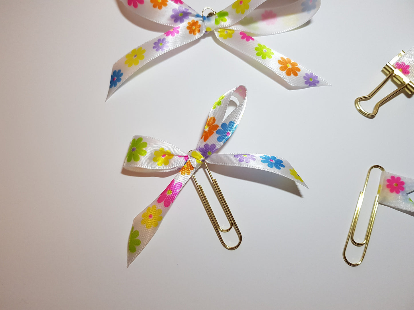 P003 | Paper Clips and Planner Charms - SET (White) (1312130531375)